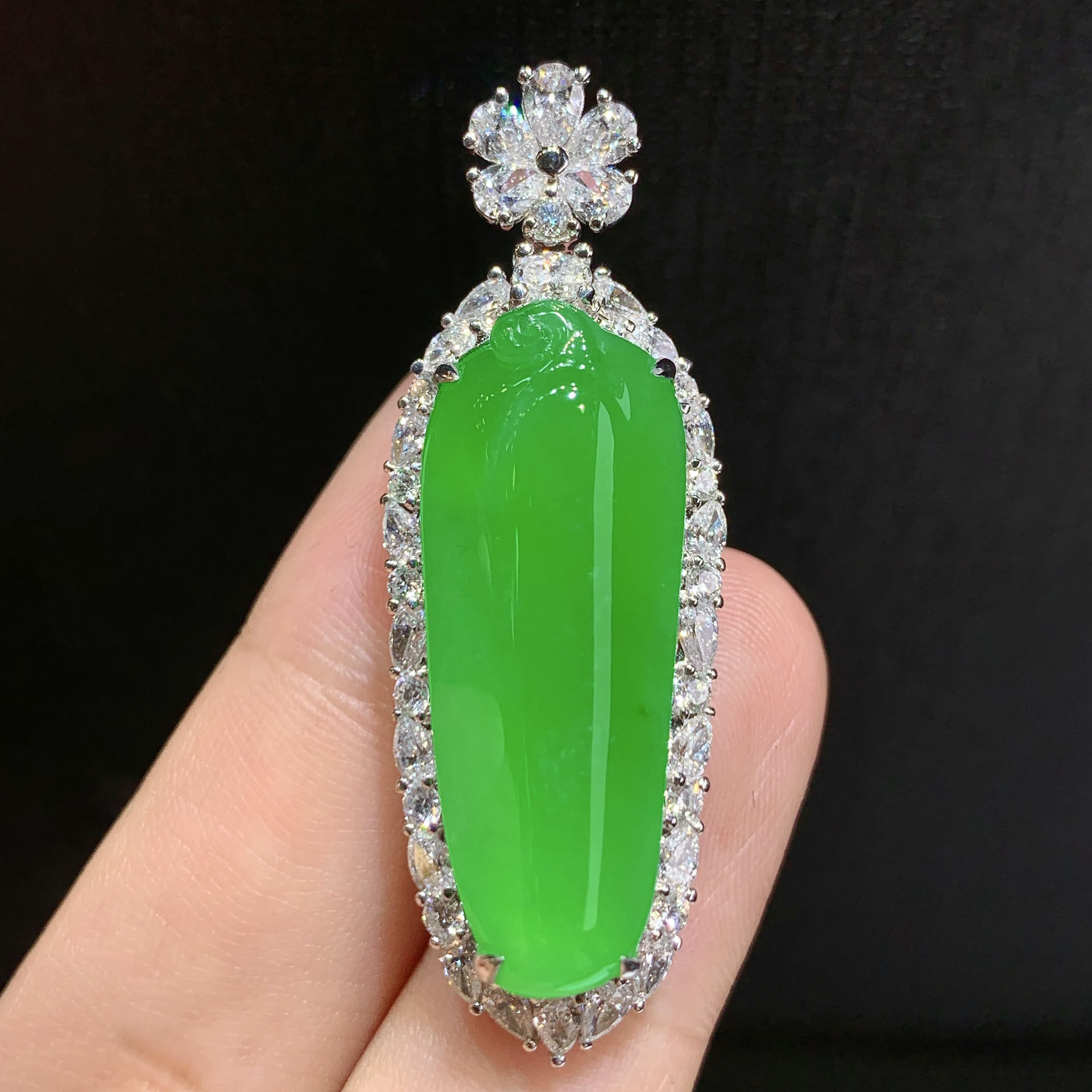 翠秦之皇冰阳绿大福瓜 18k金镶嵌天然缅甸翡翠A货水润细腻种老