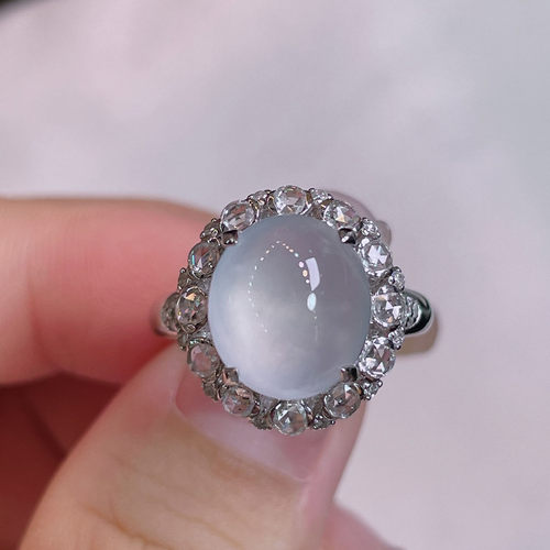 翠秦之皇冰白冰蛋面戒指 18k金钻石镶嵌天然A货翡翠饱满莹润冰透