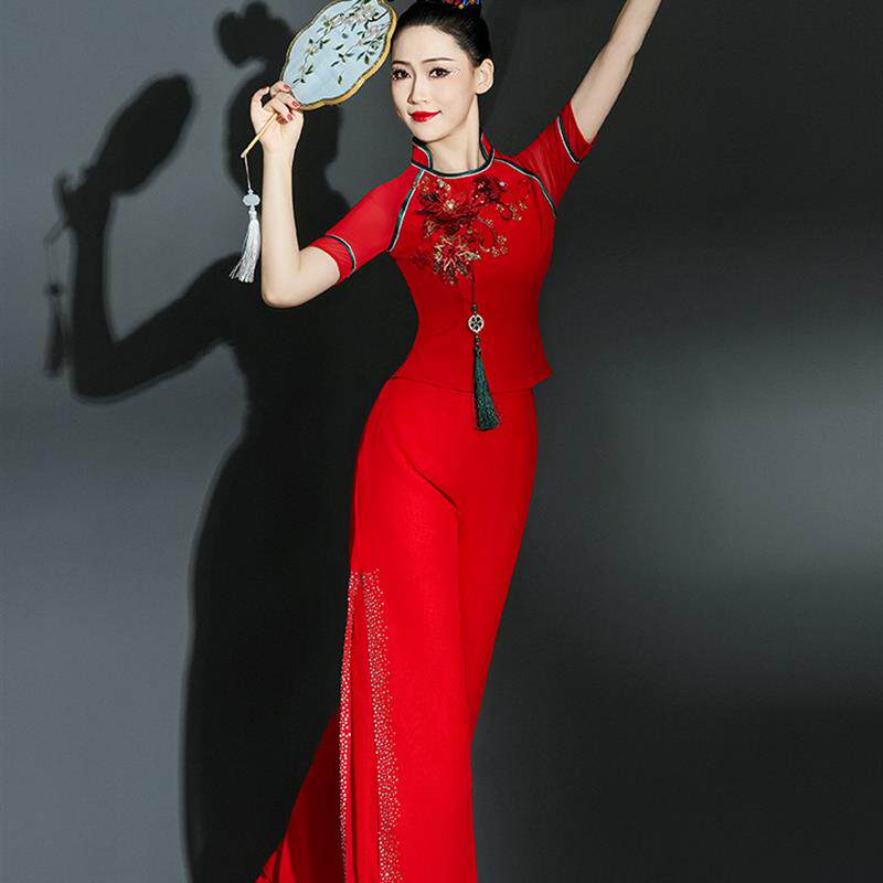 秧歌舞演出服装东北广场舞秧歌服女2025新款打鼓服胶州红色舞蹈服