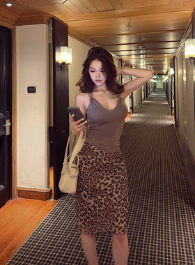 PickRui睿哥 神秘优雅 复古美式辣妹豹纹半身裙女新款包臀裙夏季