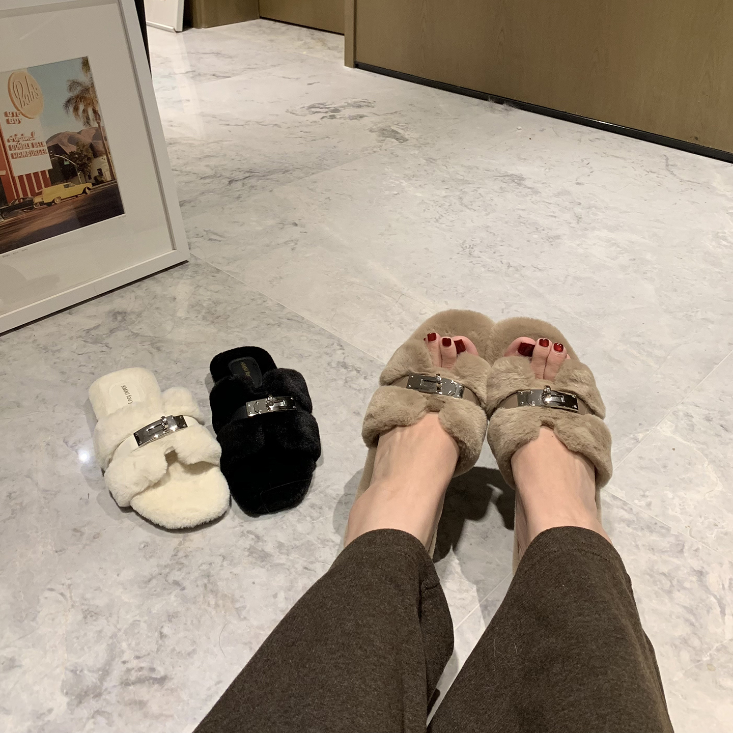 PickRui 睿哥温暖甜心 金属扣毛毛平底拖鞋女秋季时尚小众设计感