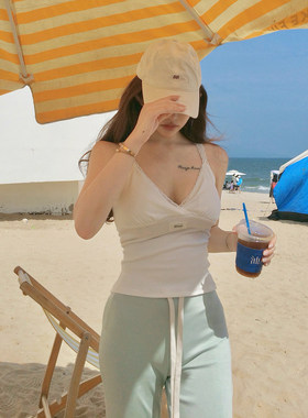 PickRui睿哥 浪漫信件 V领蕾丝吊带背心女夏新款美背休闲百搭上衣