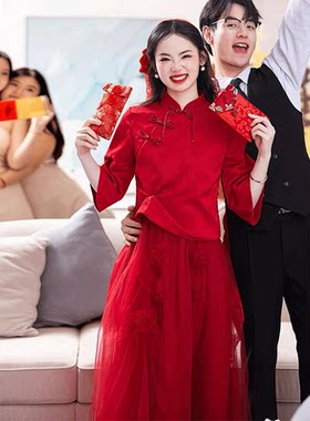 新中式红色孕妇旗袍敬酒