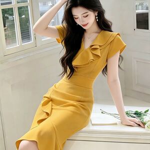 黄色荷叶边连衣裙2026夏季海边度假风高级感独特漂亮法式掐腰长裙
