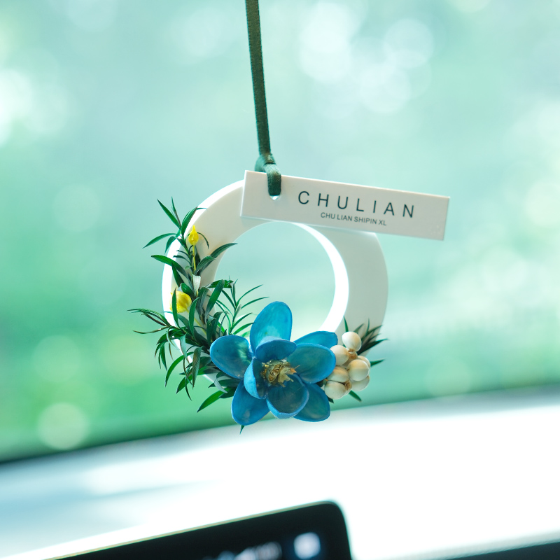 高级感永生花车载香薰扩香石香片车内持久香氛汽车挂饰diy礼物女