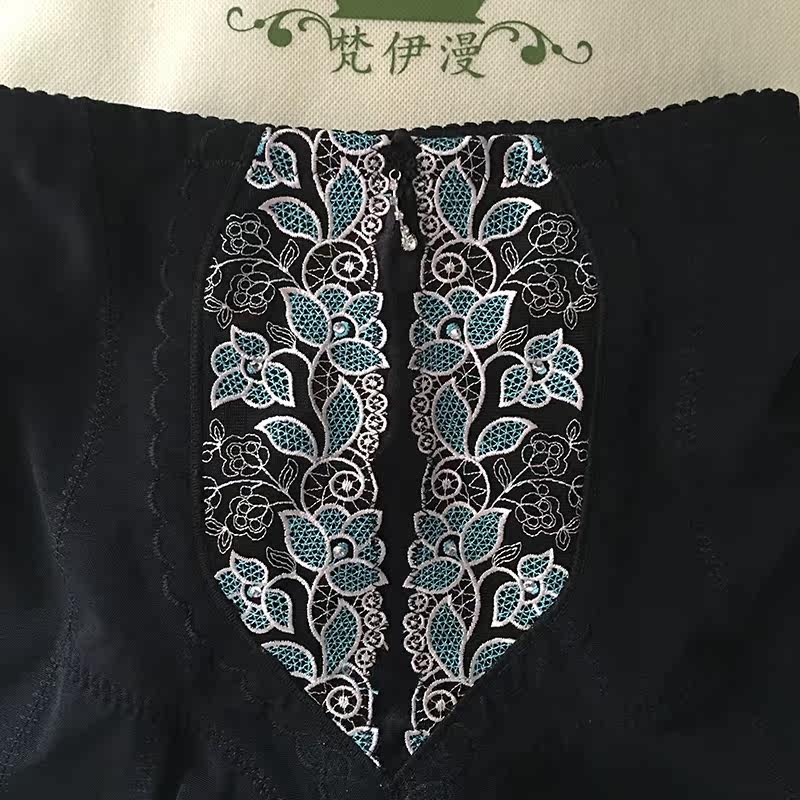 Corset amincissant en soie - Ref 694315 Image 4