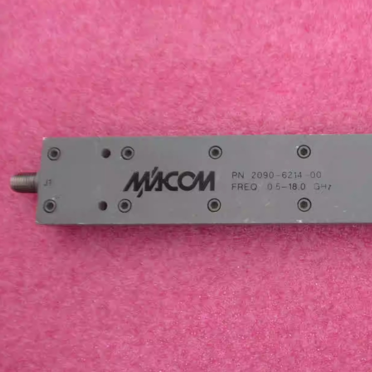 M/A-COM0.5-18GHz一分二功分器