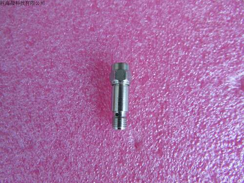 进口  20dB DC-18GHz 2W SMA射频微波同轴固定衰减器 质量包好，包能用  可提供详细测试图  成色好 衰  减  量: 20dB 频      率：DC-18GHz  接       头：SMA公-SMA母 功       率：2W /瓦