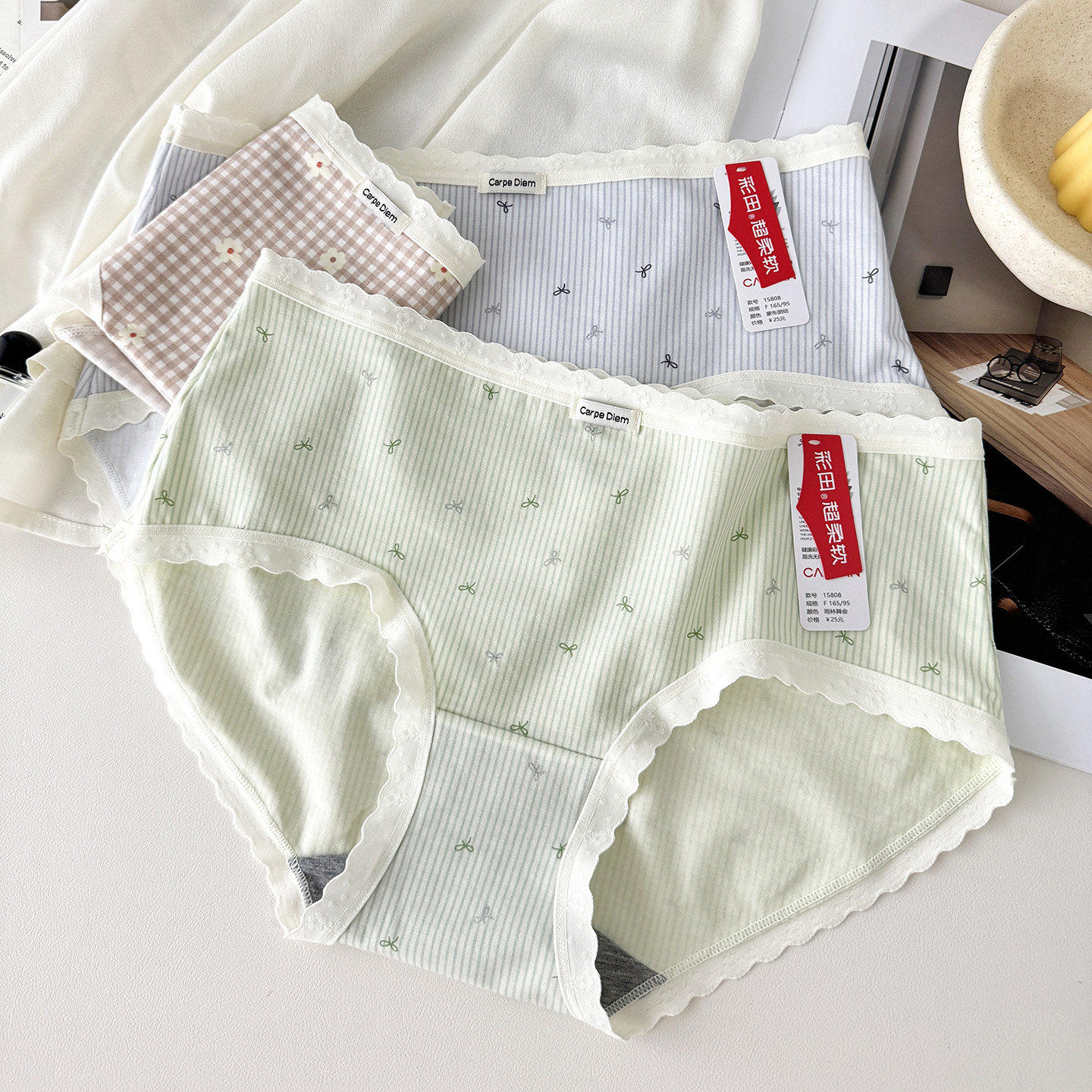 彩田内裤女25年秋冬新款中腰棉莫印花甜妹少女短裤10A抗菌三角裤