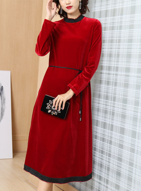 红色金丝绒连衣裙女2026年春秋新款大码胖mm显瘦长袖系带收腰裙子