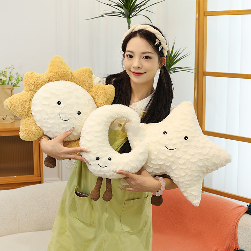 ins风太阳月亮星星公仔柔软图片