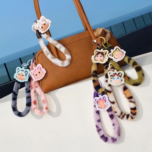 POPMART泡泡玛特CRYBABY豹豹猫猫系列手机挂绳盲盒哭娃周边礼物