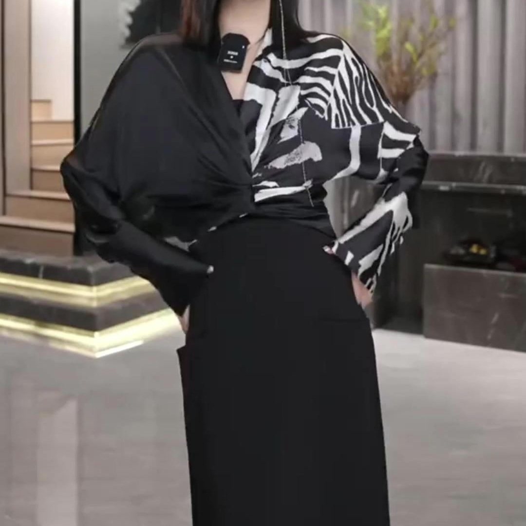 法式轻奢高端气质大尺码缎面衬衫女夏季新款时尚轻薄拼接斑马纹上