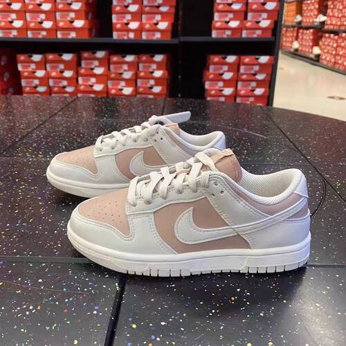 Nike/耐克 女子舒适百搭耐磨防滑运动休闲低帮板鞋IM6572-603