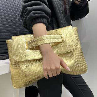欧美蛇纹手拿包大容量可单肩腋下斜挎包辣妹日常外出百搭女士手袋