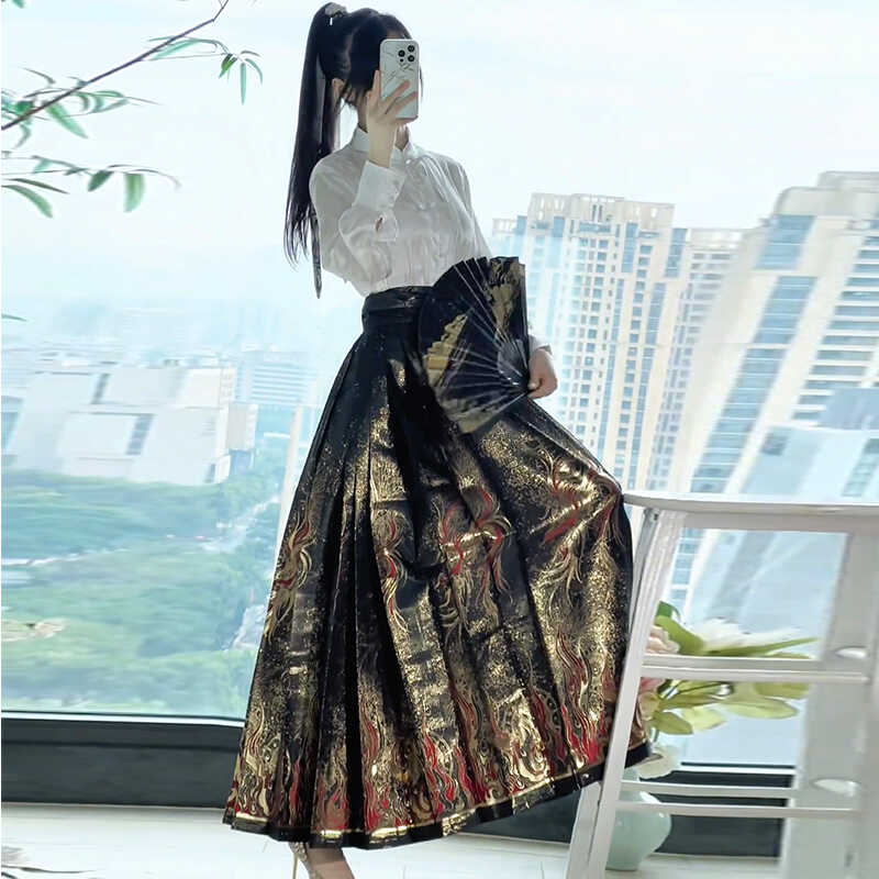 未央宫【金乌】新中式国风汉服女2024新款织金马面裙套装日常秋季