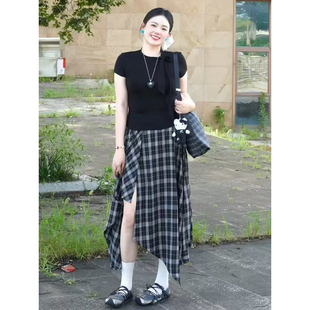 女胖mm2026超火两件套夏装 t恤显瘦套装 不规则格纹半身裙短袖 大码