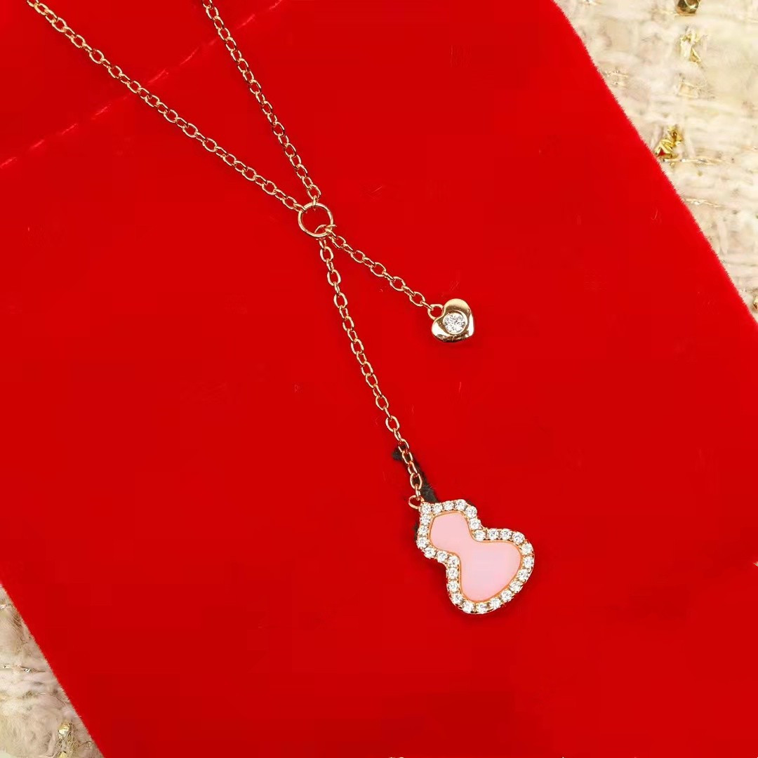18K玫瑰金粉色葫芦项链镶嵌进口碎钻莫桑钻气质甜美女生礼物简约