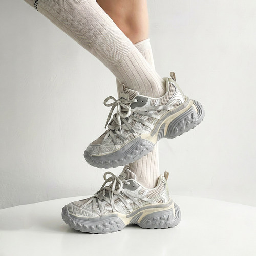 增高银色厚底拼接机能女运动鞋