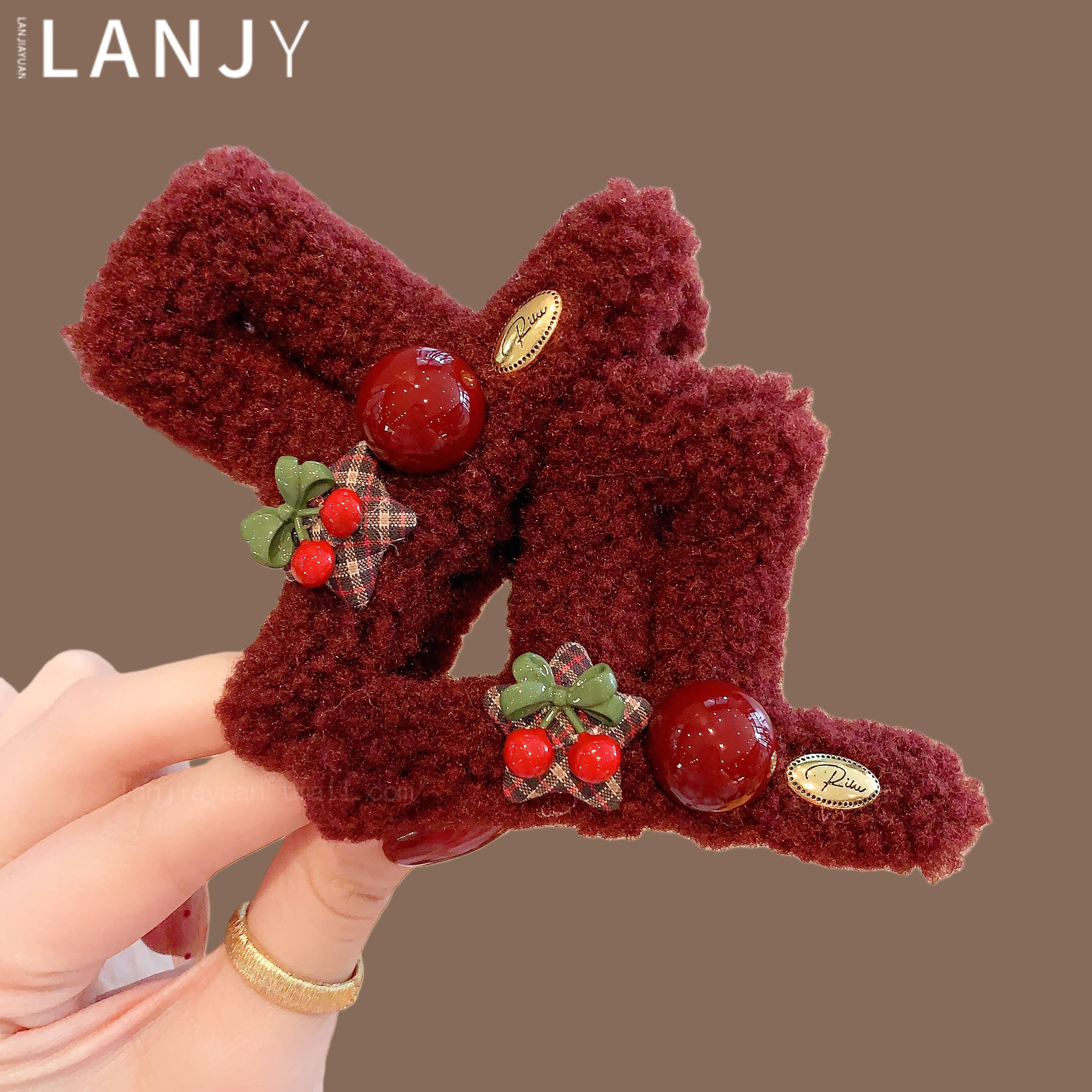 新年红色毛绒绒抓夹格纹樱桃星星发夹复古金标半扎发发夹鲨鱼夹女,饰品/流行首饰/时尚饰品新,发饰,淘宝优惠券,粉丝福利购,淘宝优惠卷