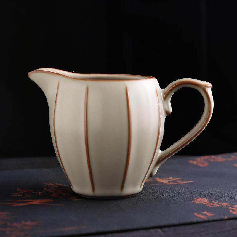 米黄条纹公道杯陶瓷家用汝窑茶海