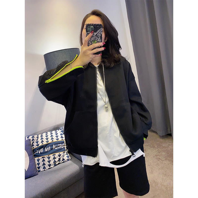 欧货黑色简约休闲运动风夹克棒球服显瘦外套女宽松2021年早秋新款