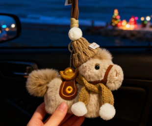 现货马年吉祥物金元 宝马小马挂饰玩偶马上有钱包挂件