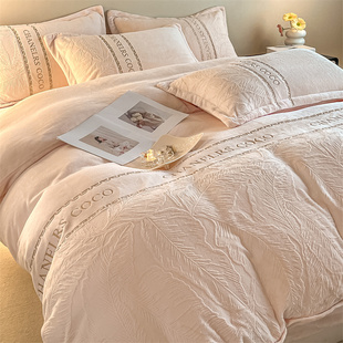 轻奢高级感A类牛奶绒雕花四件套冬季加厚双面珊瑚绒床单被套床品4