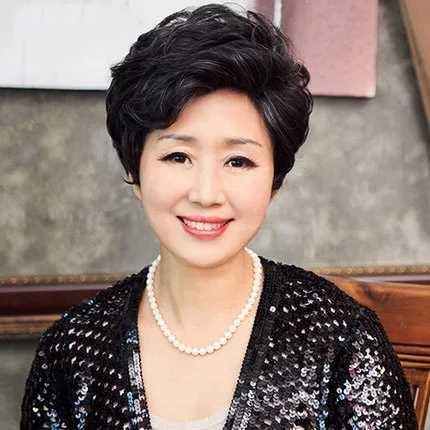 正品包邮中老年花白假发短发女慈祥妈妈花白色老年人奶奶款短卷发
