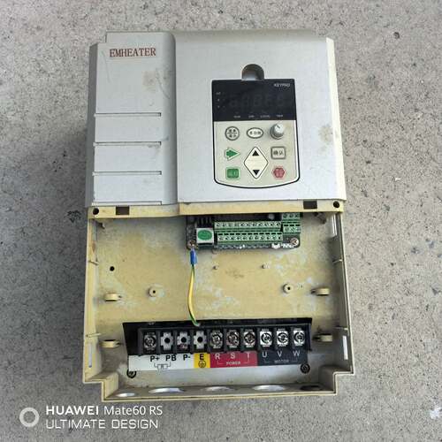 可维修易盟变频器EM12-G3-015/P3-018，15KW/1议价