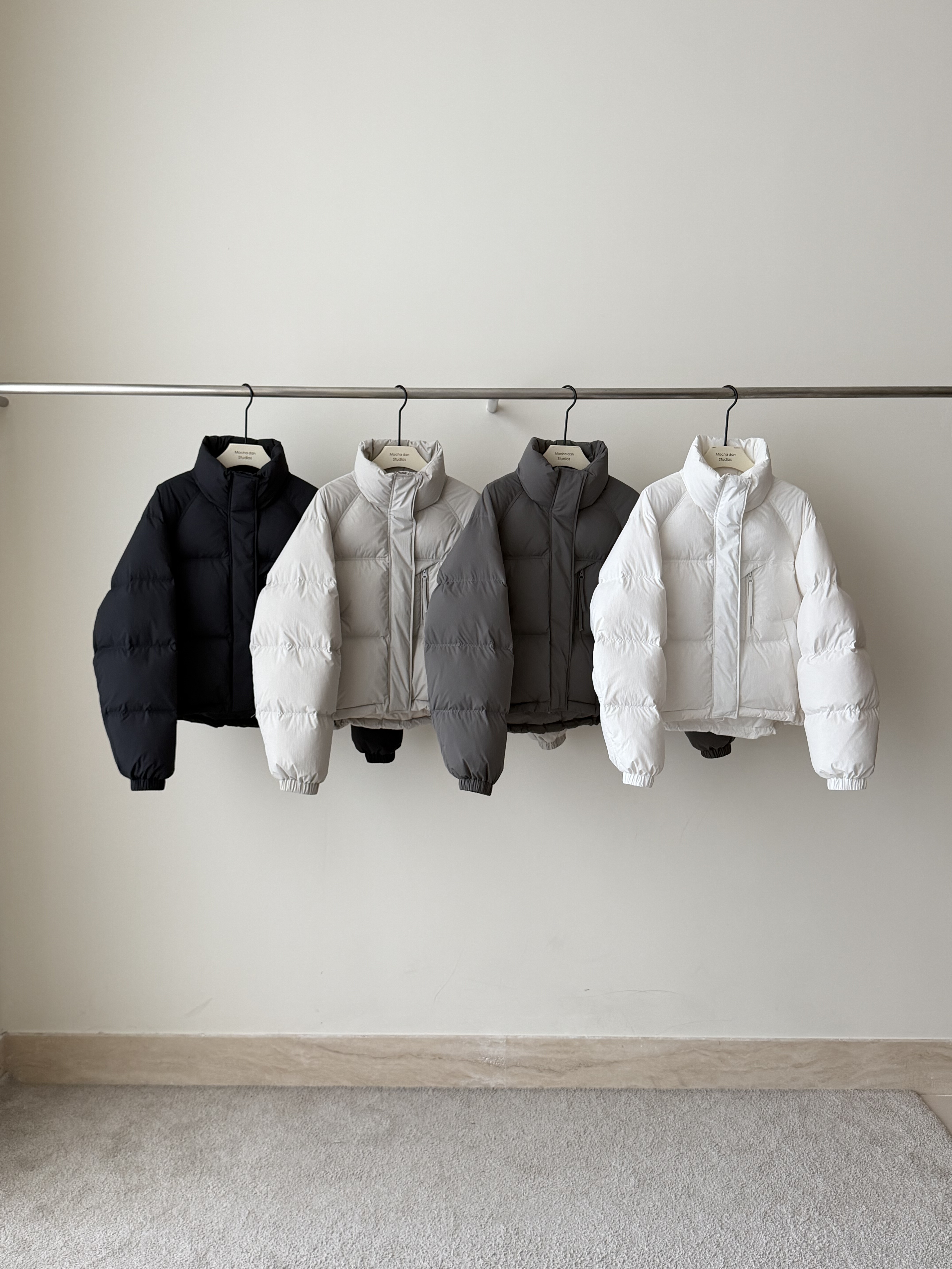 Der.moookka设计感面包服女2025冬季MOCHA短款立领90白鸭绒羽绒服