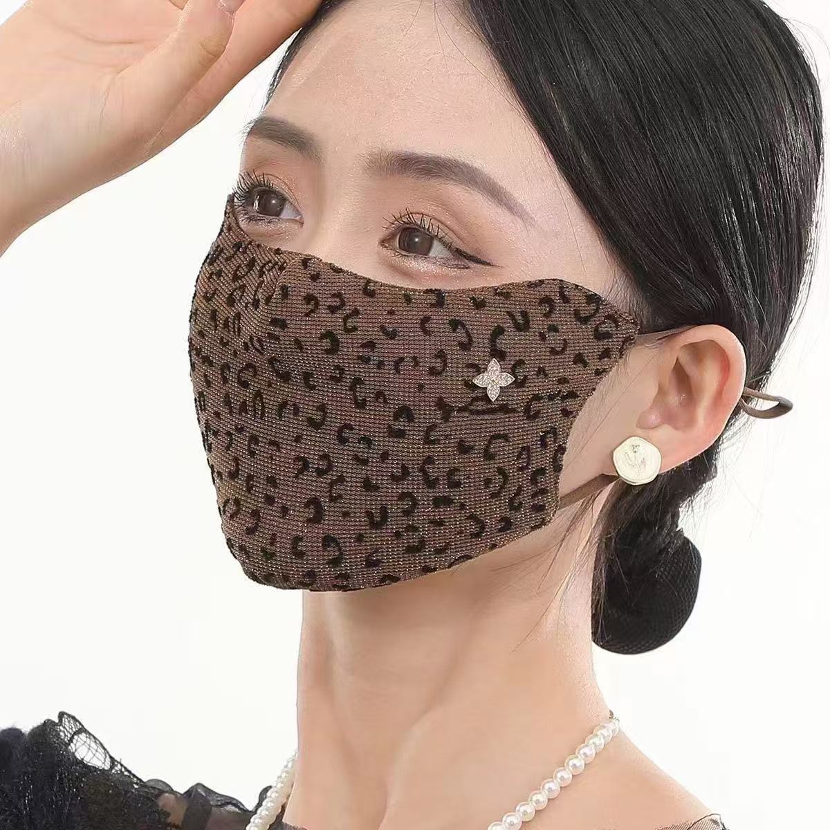 春夏款冰感豹纹冰丝护眼角防晒遮阳防紫外线大版口罩面罩薄款面纱
