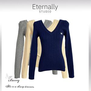 Eternally move V领麻花针织衫女秋冬内搭长袖毛织上衣