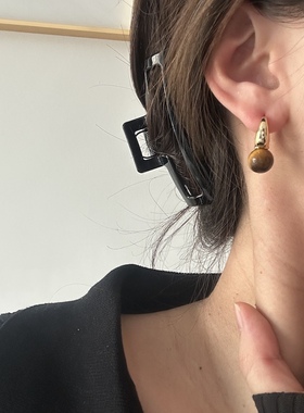 重工美拉德天然虎眼石黑玛瑙耳钉简约高级感球形小众设计百搭耳环