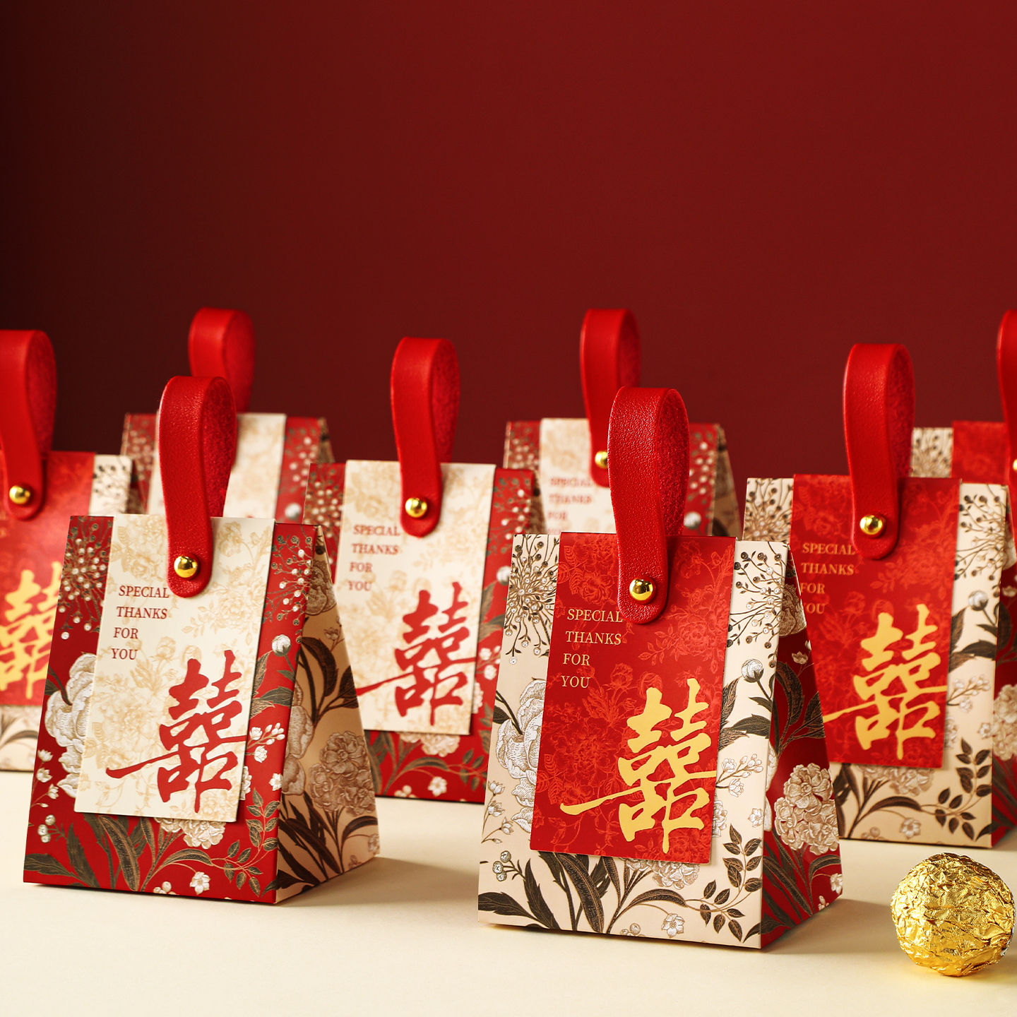 2025新款中式结婚喜糖盒子婚礼伴手礼手提糖果包装盒子空盒高档