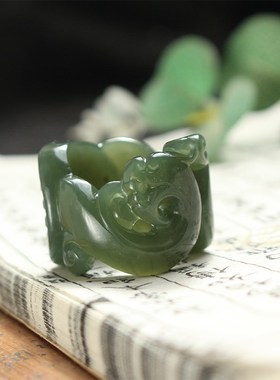 和田玉扳指湖水绿仿古龙凤平安壁指环F手工精雕男女经典原创21mm