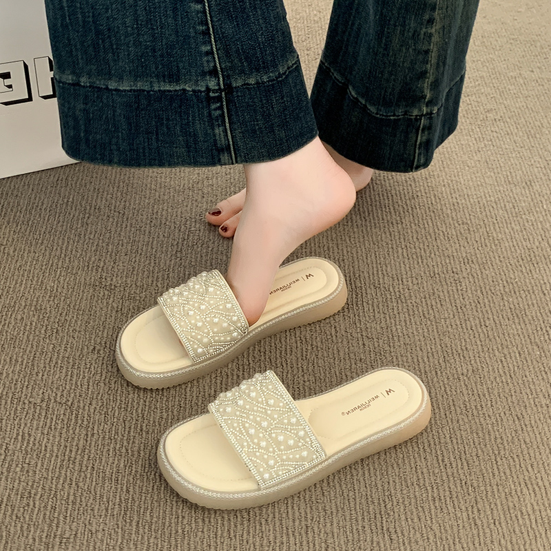 品牌绝美凉拖鞋女夏外穿2025新款超火珍珠水钻配裙子孕妇防滑一字