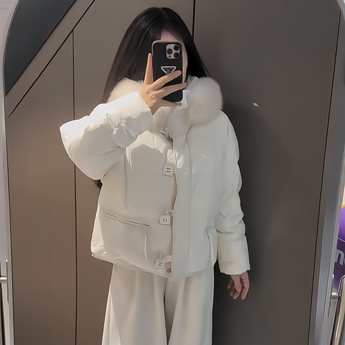 超好看短款大毛领连帽羽绒服女冬