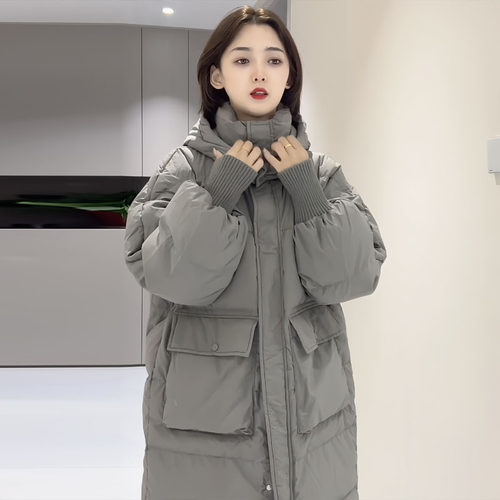 90白鸭绒大口袋连帽长款羽绒服女