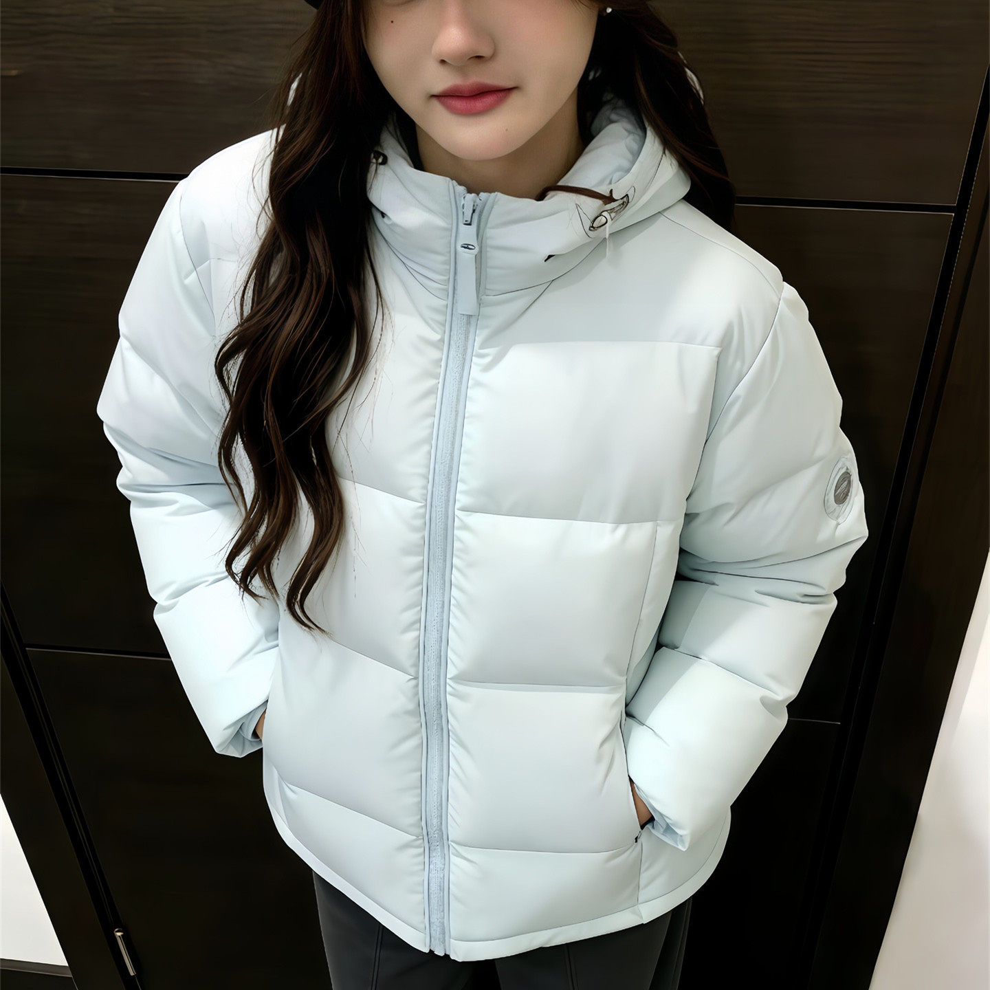 韩系不臃肿巨好看连帽羽绒棉服女冬2026新款今年流行爆款保暖外套
