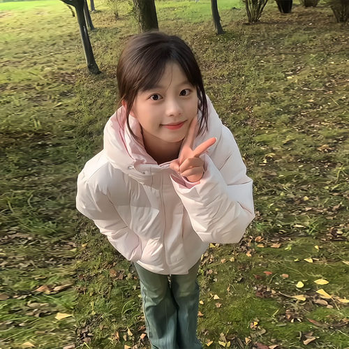 90白鸭绒奶呼呼可爱粉色羽绒服女