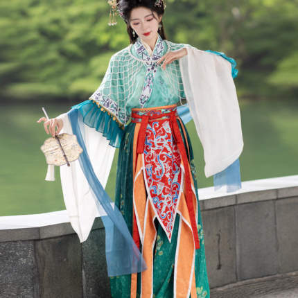春夏新款原创魏晋南北朝改良汉服女日常可穿中国古风神仙服饰套装