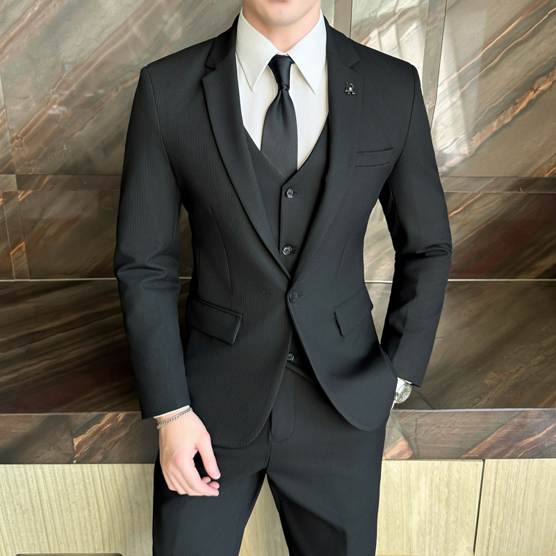 秋冬季新款西服男套装韩版修身商务正装新郎伴郎礼服三件套1212n
