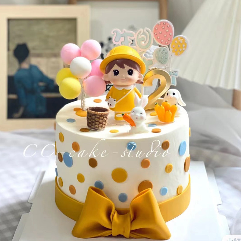 开学季同学生日蛋糕装饰配件小黄帽子雨衣女孩烘焙甜品台摆件公仔