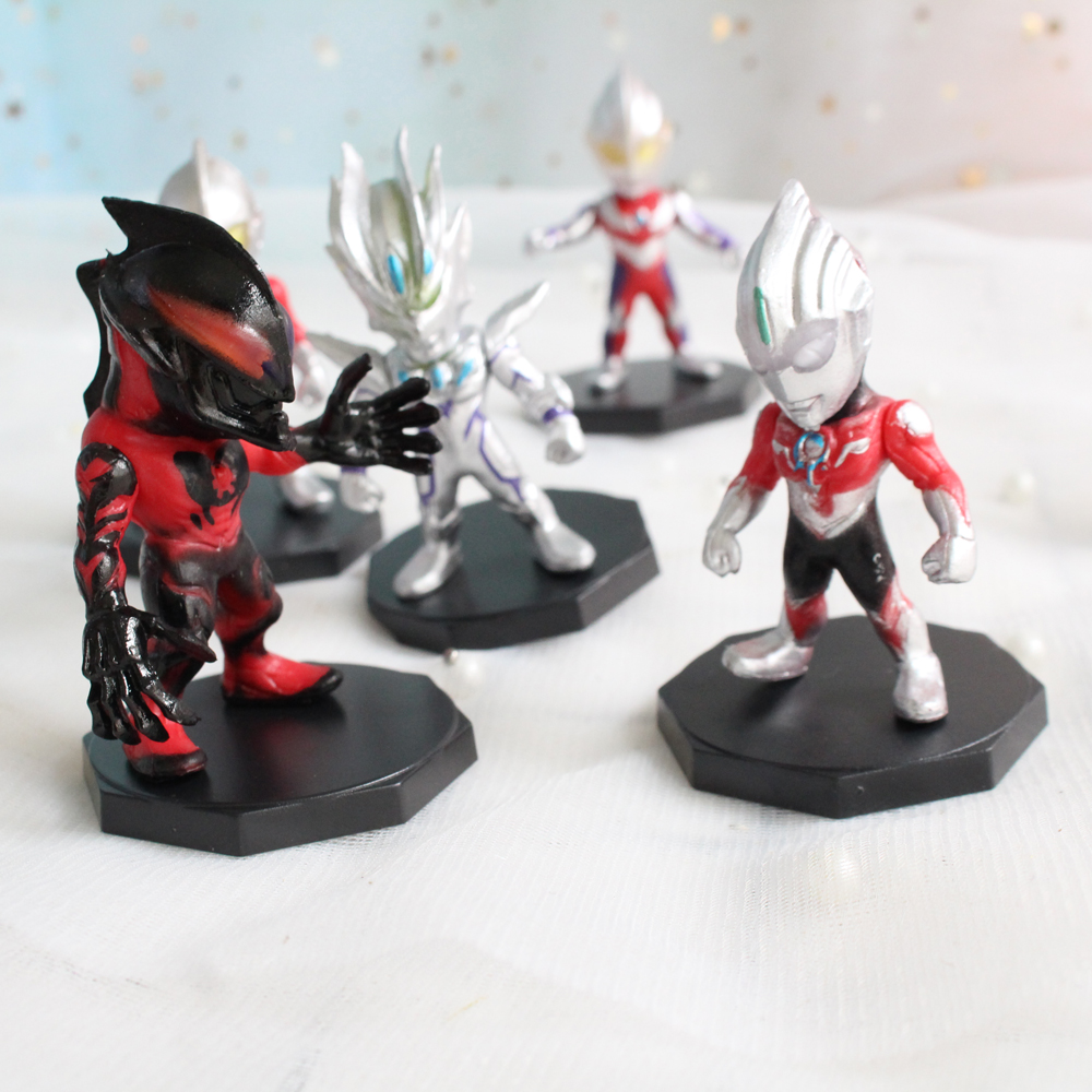 天天见烘焙男孩生日蛋糕摆件公仔超人打怪兽超人玩具 甜品台装饰