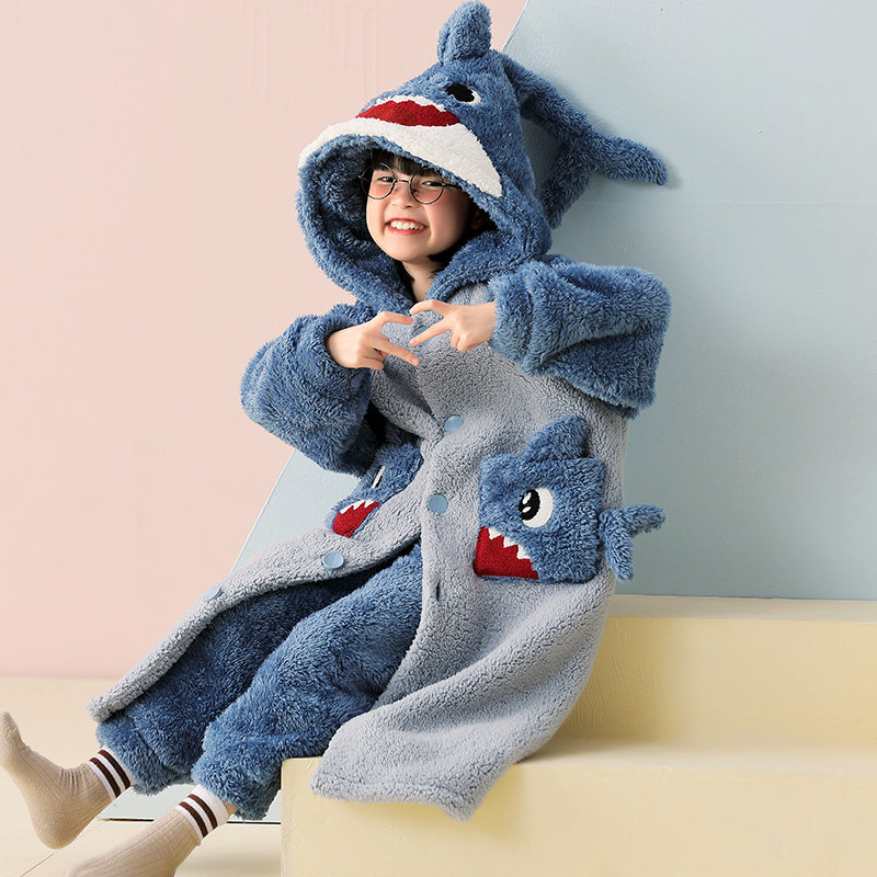 男童珊瑚绒睡衣女孩清纯可爱小鲨鱼睡袍戴帽子可外穿保暖家居服冬