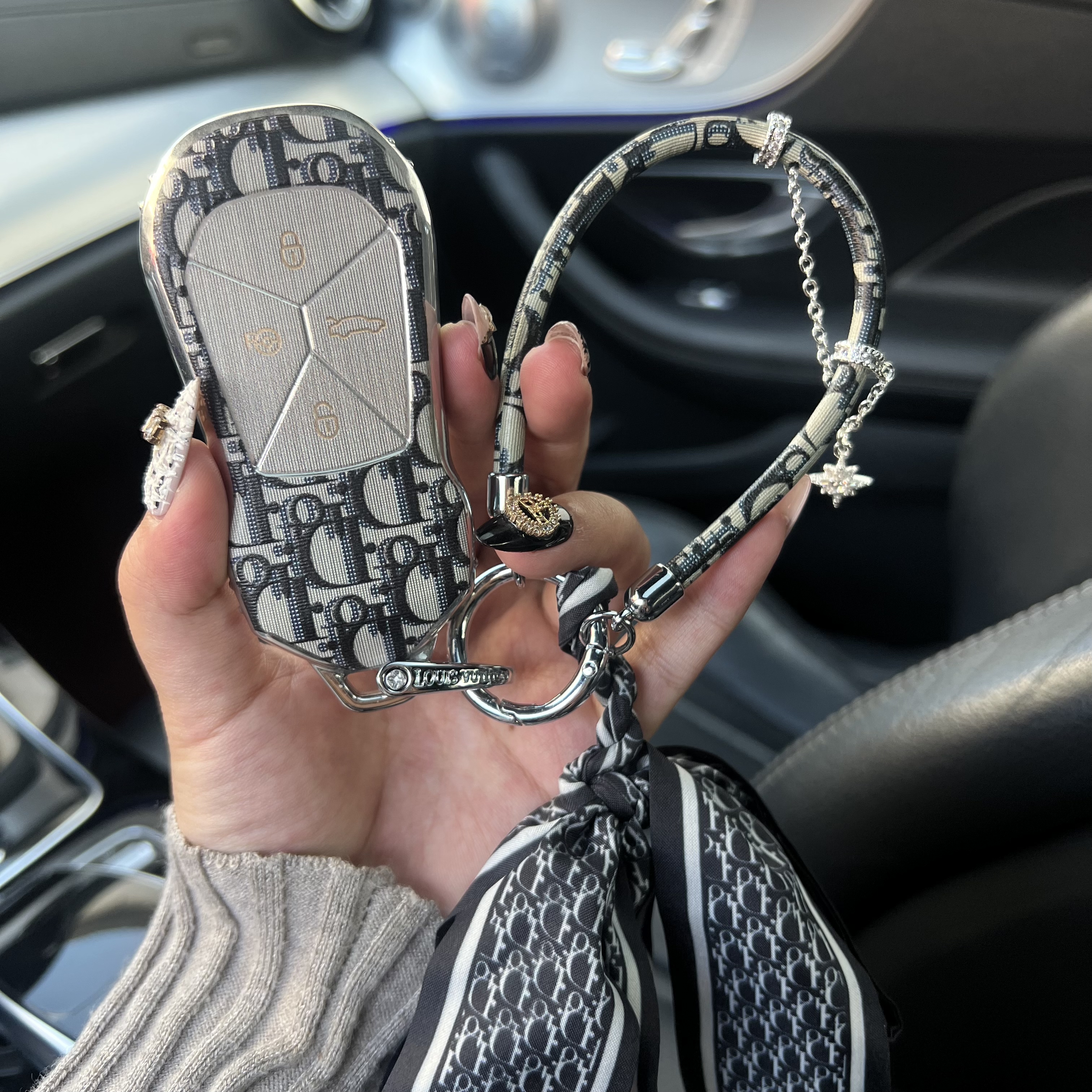 专用小鹏g3i钥匙套p5全新