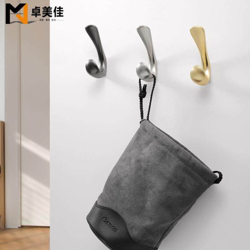 入户门挂衣钩高级衣帽钩墙上衣柜外侧面门背式壁挂式衣挂钩轻奢