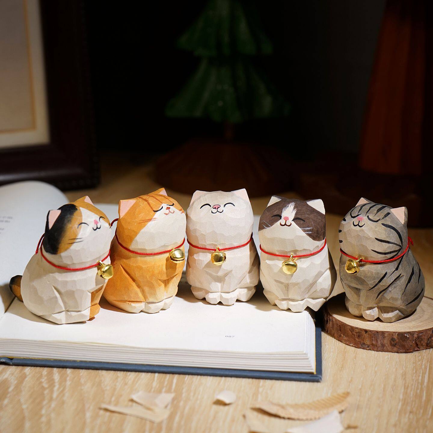 可爱猫咪桌面摆件治愈系动物造型招财手绘装饰品创意女生送礼礼物
