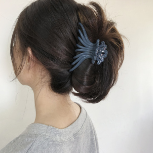 日系马尾夹洗澡发抓头 大号抓夹女后脑勺盘发夹子韩版 9.9 包邮